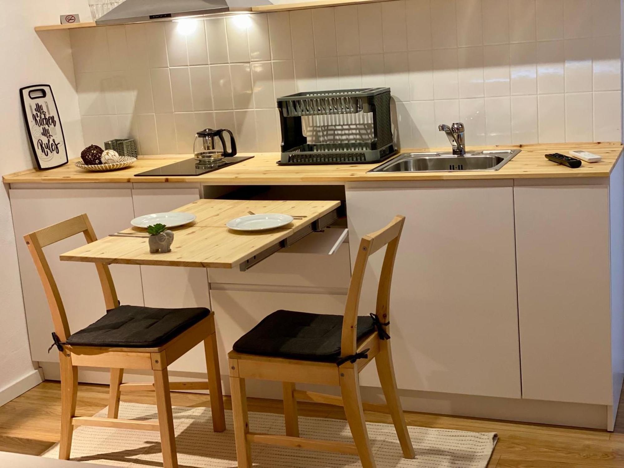 Lucas Central Oasis Studios Τίρανα Εξωτερικό φωτογραφία